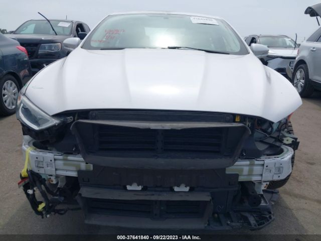 3FA6P0PU7HR180058 Ford Fusion Energi Se