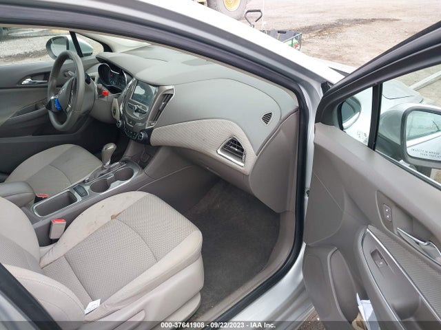 Chevrolet Cruze Lt Auto 2018 1G1BE5SM7J7236721 Image 5