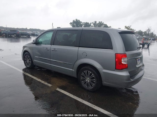 2C4RC1HG5ER108987 Chrysler Town & Country S
