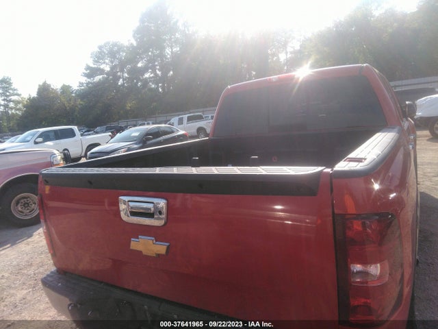 2011 CHEVROLET SILVERADO 1500 LT VIN: 3GCPCSE00BG306429