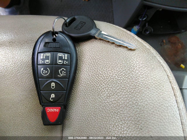 2008 DODGE GRAND CARAVAN SXT VIN: 2D8HN54X38R719643