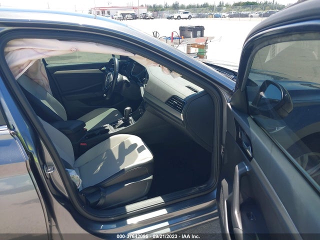 3VWCB7BU3LM051829 Volkswagen Jetta S/se/r-line