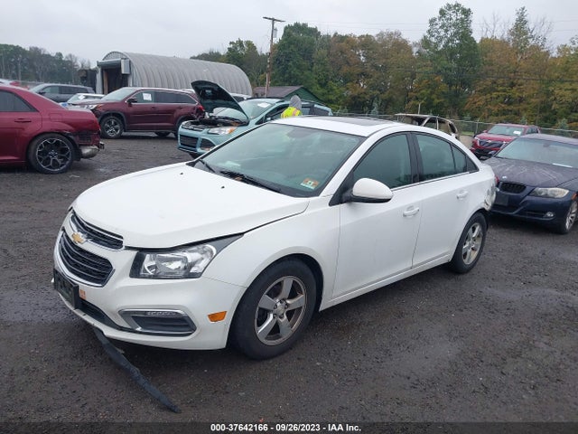 Chevrolet CRUZE LT 2015 1G1PC5SB2F7201540 Image 2