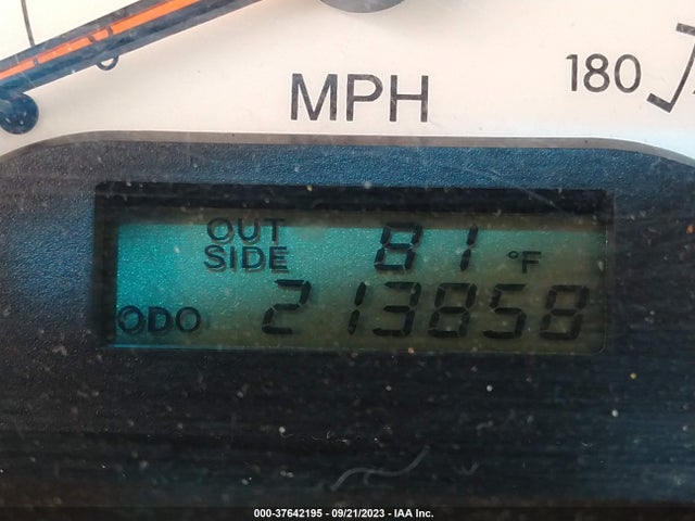 2004 TOYOTA COROLLA CE/S/LE VIN: 2T1BR38E44C231608
