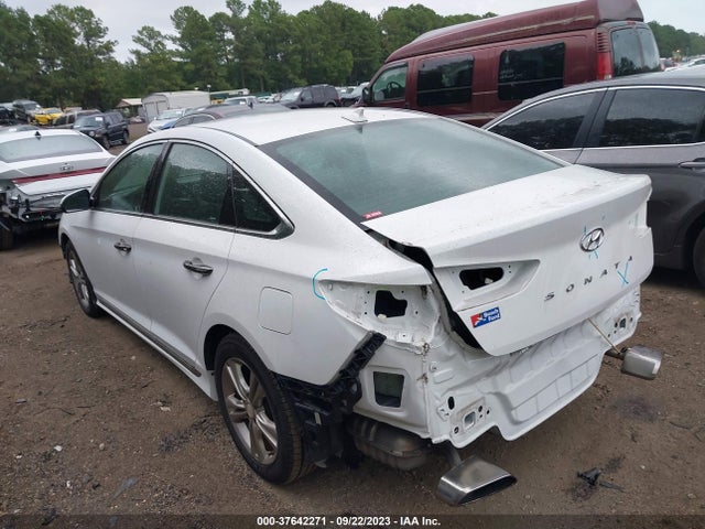 2018 HYUNDAI SONATA SPORT VIN: 5NPE34AF8JH696960