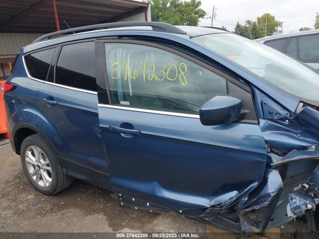 Ford ESCAPE SE 2018 1FMCU9GD5JUB22857 Image 13