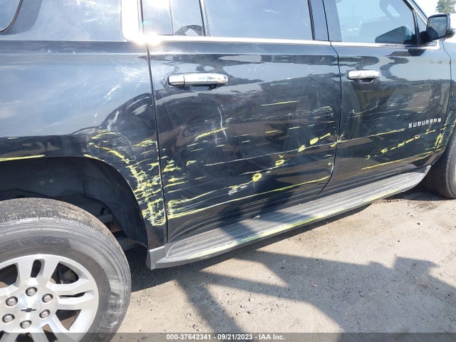 Chevrolet Suburban Lt 2017 1GNSCHKC2HR151345 Image 6