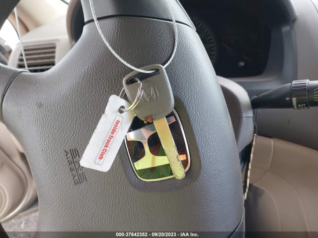 2005 HONDA ACCORD SDN LX VIN: 1HGCM56485A163197