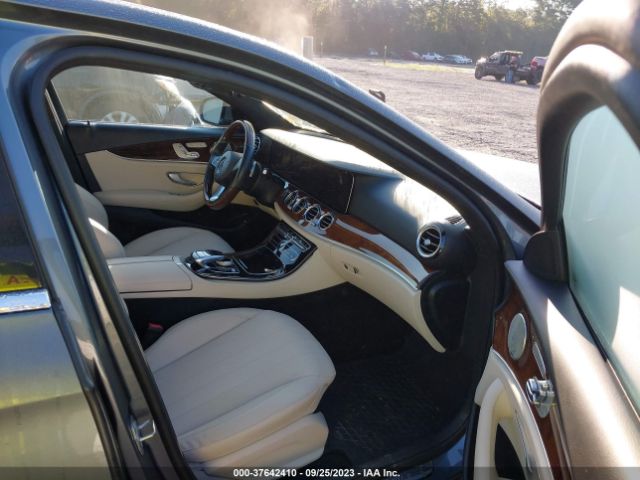 WDDZF4JB5HA047842 Mercedes-Benz E-class E 300