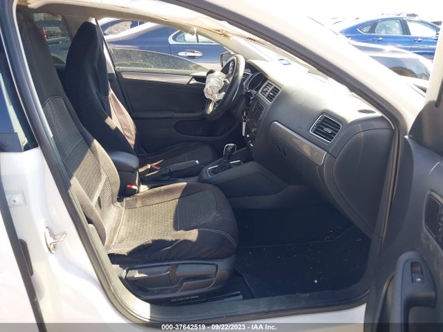 3VW2B7AJ1HM319254 Volkswagen Jetta 1.4t S
