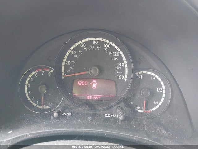 3VWFP7ATXEM606690 Volkswagen Beetle Coupe 2.5l Entry