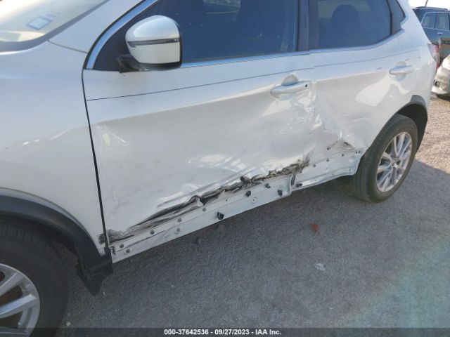 JN1BJ1BV8MW569964 Nissan Rogue Sport Sv