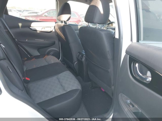 JN1BJ1BV8MW569964 Nissan Rogue Sport Sv