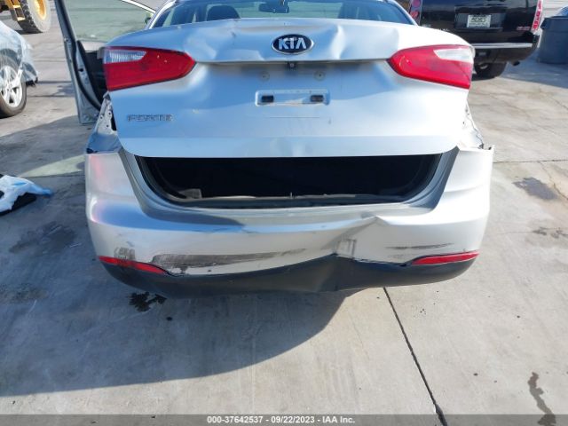 KNAFX4A62F5287172 KIA FORTE LX