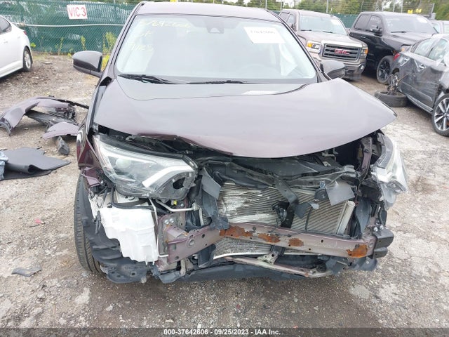 Toyota RAV4 LE 2018 2T3BFREV8JW825460 Image 6
