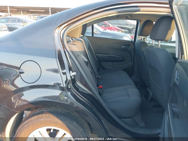 Chevrolet SONIC LT 2016 1G1JC5SH5G4123817 Image 8