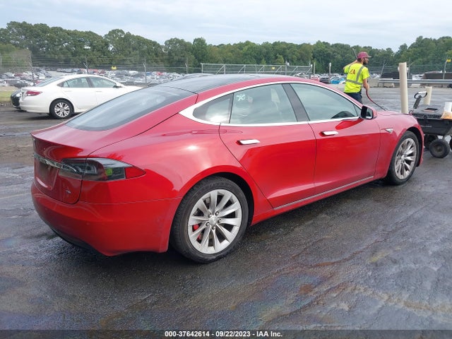 Tesla Model S 60/70/75/85 2016 5YJSA1E17GF138403 Image 4