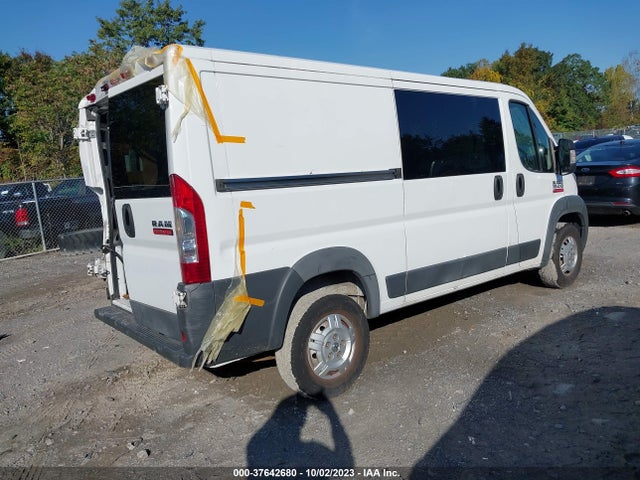 3C6TRVAG9HE525967 RAM Promaster Cargo Van