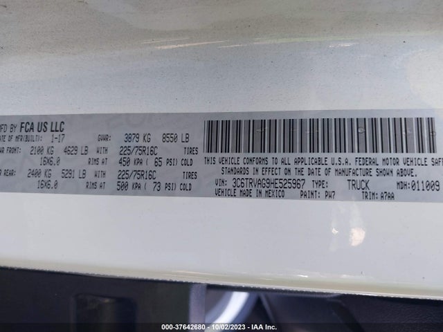 3C6TRVAG9HE525967 RAM Promaster Cargo Van