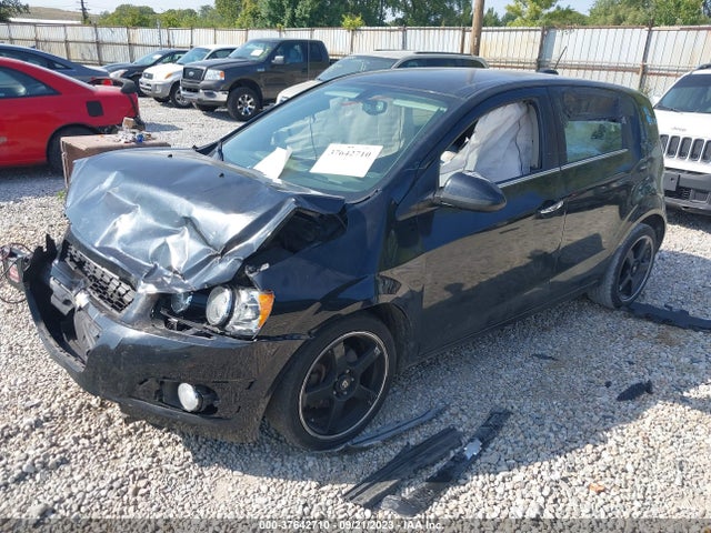 Chevrolet SONIC LTZ 2016 1G1JE6SB5G4156621 Image 2