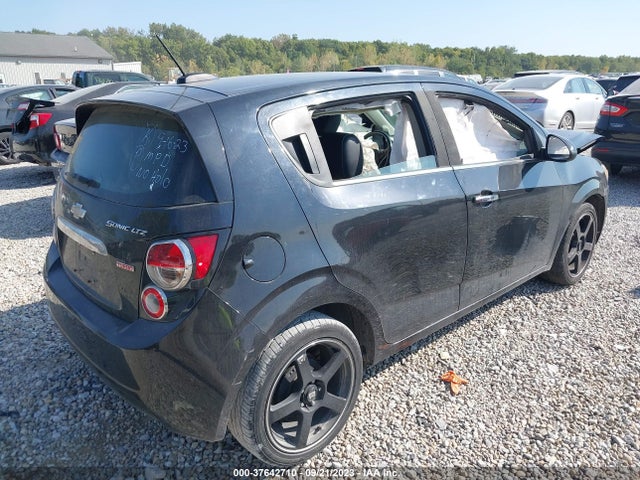 Chevrolet SONIC LTZ 2016 1G1JE6SB5G4156621 Image 4