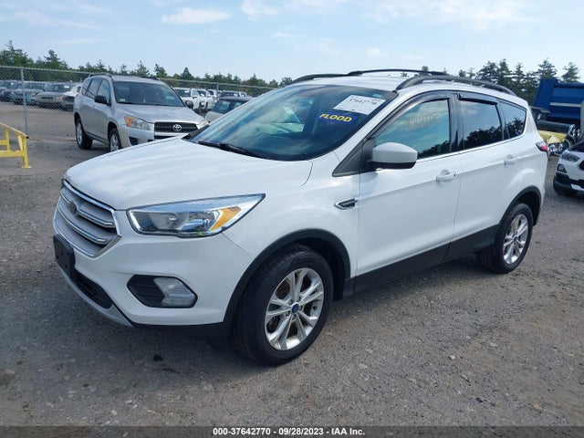 2018 FORD ESCAPE SE VIN: 1FMCU9GD8JUA77123