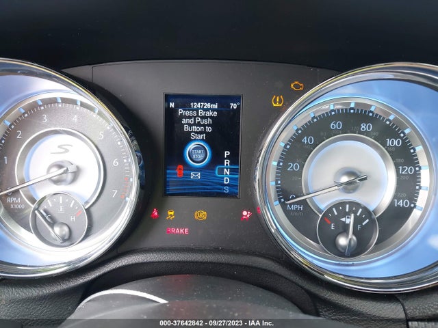 2C3CCABG8EH352545 Chrysler 300 300s
