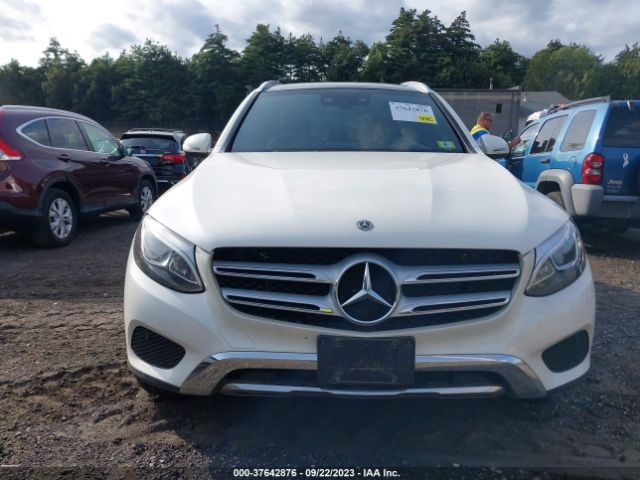 WDC0G4KBXJV021194 Mercedes-Benz GLC 300