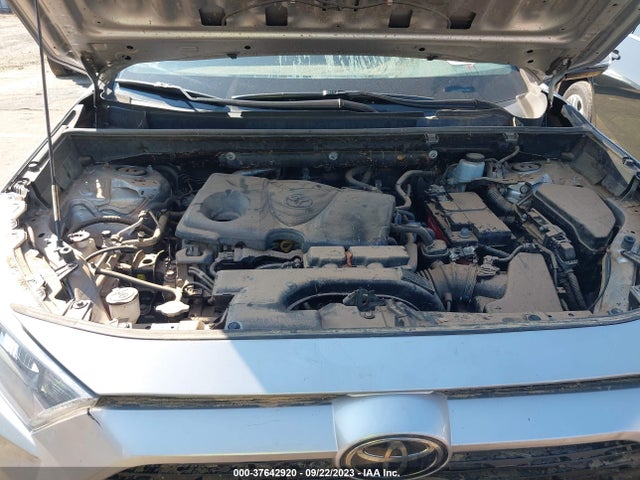 Toyota RAV4 LE 2019 2T3G1RFV3KC011724 Image 10