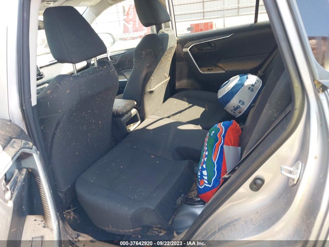 Toyota RAV4 LE 2019 2T3G1RFV3KC011724 Image 8