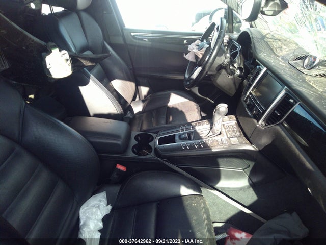 2015 PORSCHE MACAN WP1AB2A55FLB51765 Photo 4