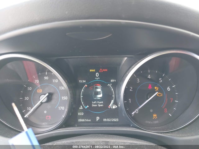 2017 JAGUAR XE SAJAF4BV2HA948989 Photo 6