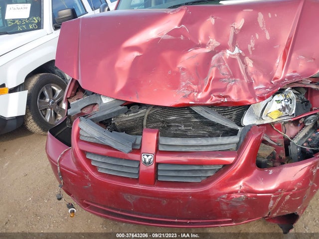 2005 DODGE GRAND CARAVAN SXT VIN: 2D4GP44L15R537398