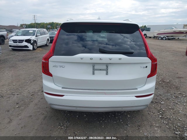 Volvo Xc90 Momentum 2022 YV4102PK3N1806999 Image 17