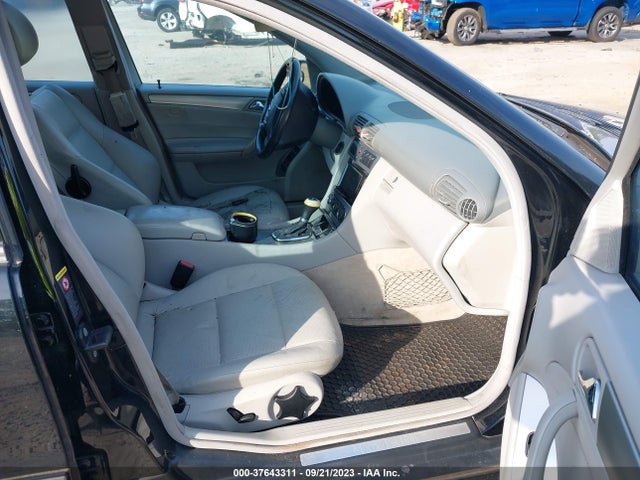 2006 MERCEDES-BENZ C-CLASS WDBRF52H66A864381 Photo 4