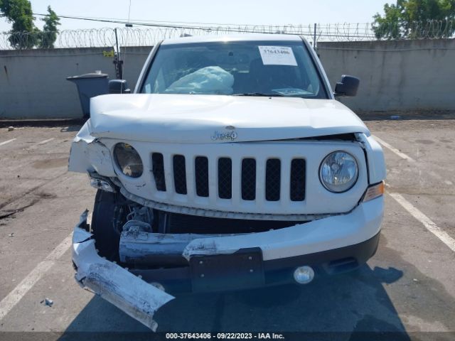 1C4NJPFA8GD647941 Jeep Patriot Latitude