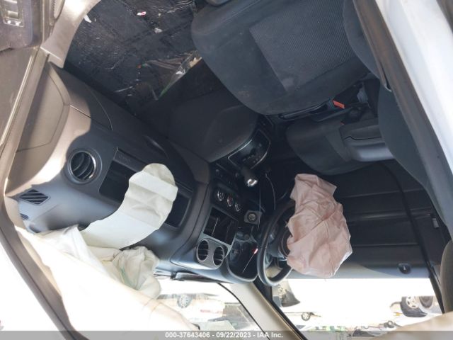 1C4NJPFA8GD647941 Jeep Patriot Latitude