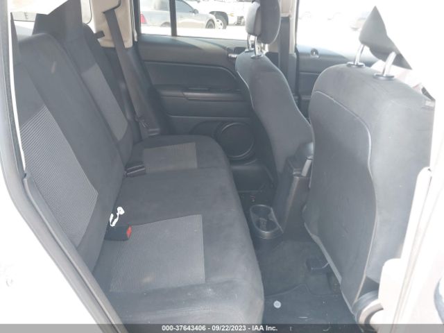 1C4NJPFA8GD647941 Jeep Patriot Latitude