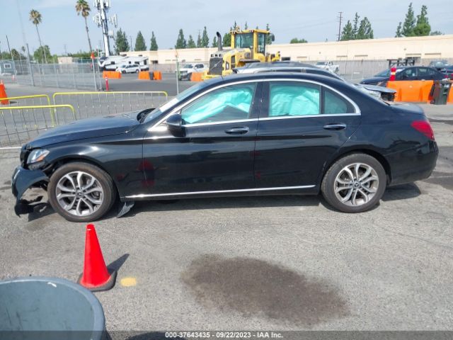 55SWF4KB9HU211563 Mercedes-Benz C 300 Sport 4matic/luxury 4matic/4matic