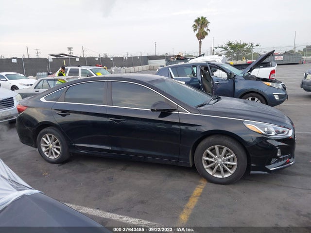 Hyundai SONATA SE 2019 5NPE24AF0KH736761 Image 13