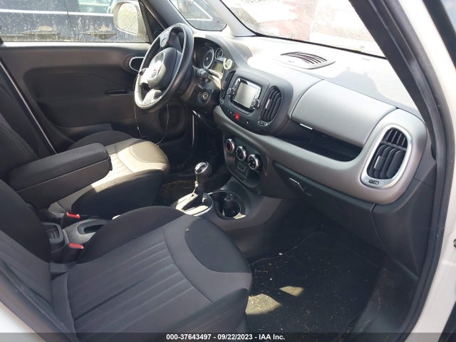 2015 FIAT 500L ZFBCFABH4FZ034292 Photo 4