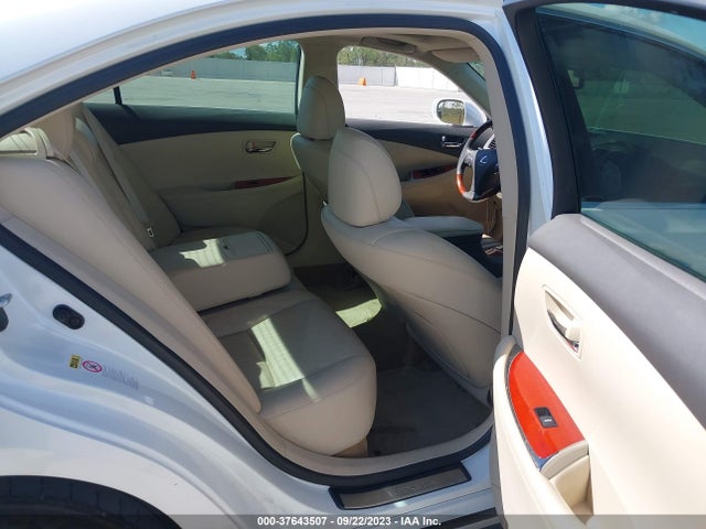 2011 LEXUS ES 350 VIN: JTHBK1EG9B2425768