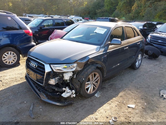 WA1ECCFS5JR001871 Audi Q3 Sport Premium