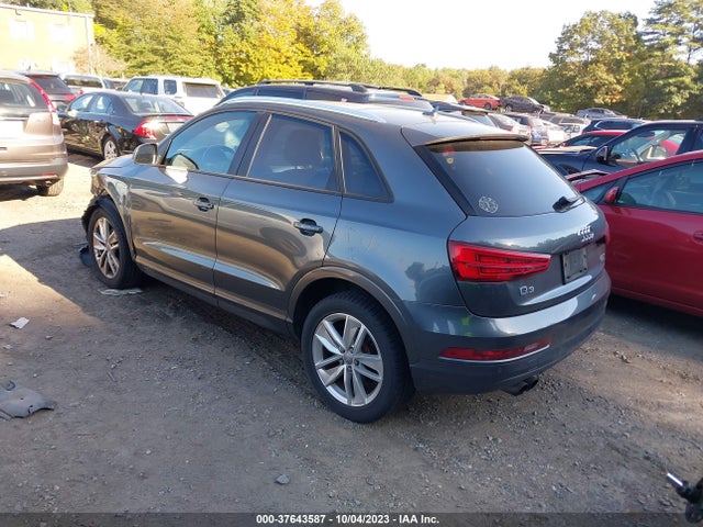 WA1ECCFS5JR001871 Audi Q3 Sport Premium