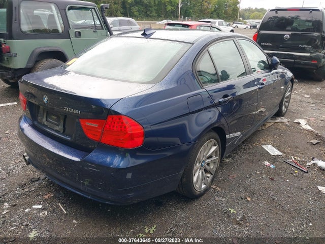2011 BMW 3 SERIES 328I XDRIVE VIN: WBAPK7C58BF087099