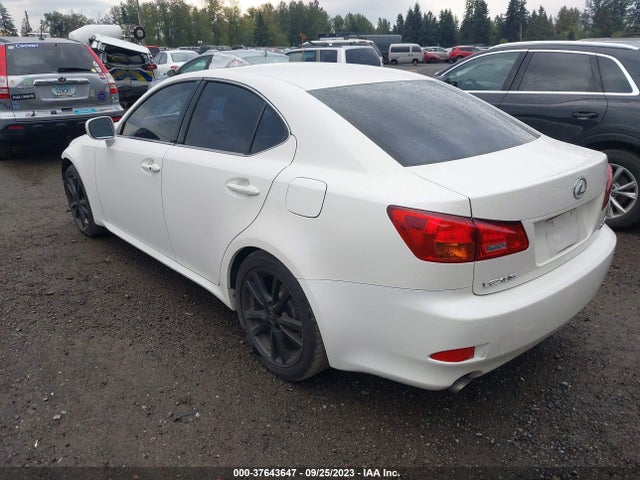 2006 LEXUS IS 350 AUTO VIN: JTHBE262562001851