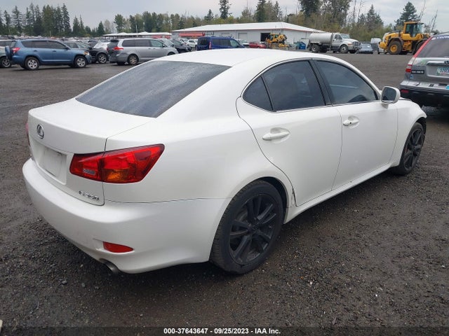 2006 LEXUS IS 350 AUTO VIN: JTHBE262562001851