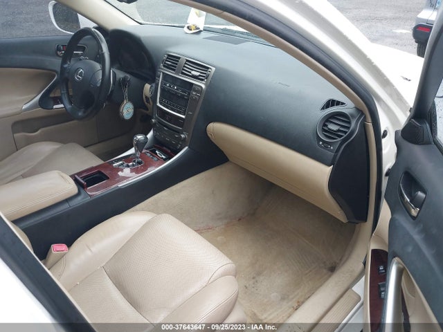 2006 LEXUS IS 350 AUTO VIN: JTHBE262562001851