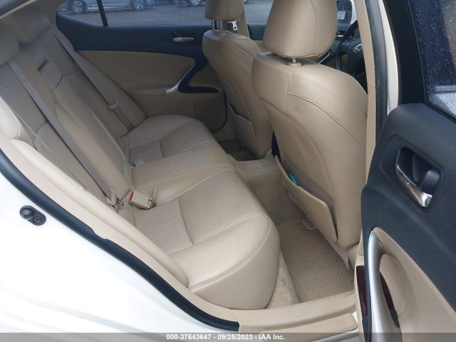 2006 LEXUS IS 350 AUTO VIN: JTHBE262562001851