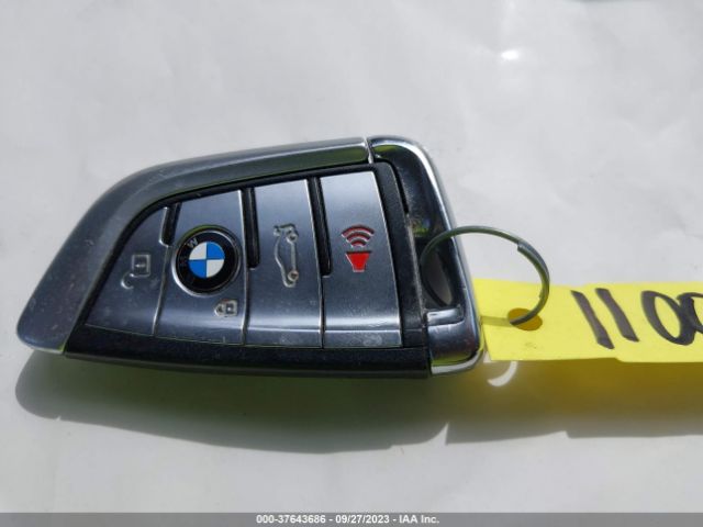 WBAJA9C56JB251847 BMW 5 Series 530e Iperformance